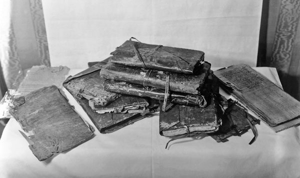 nag-hammadi-codices.jpg